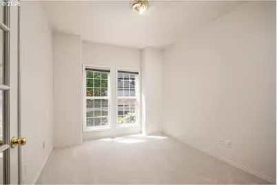 16775 SW Springwater Ln, Beaverton, OR 97006 - Photo 5