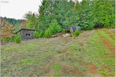 1480 Bridge Ln, Wolf Creek, OR 97497 - Photo 27