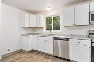 2855 SE 103rd Ave, Portland, OR 97266 - Photo 11