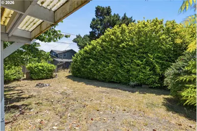 1669 Johnson St, North Bend, OR 97459 - Photo 23