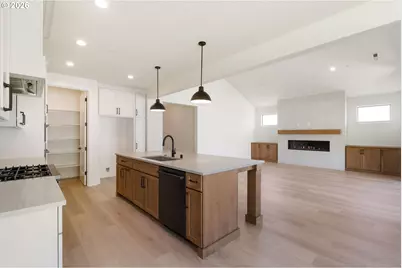 803 N V St, Washougal, WA 98671 - Photo 19