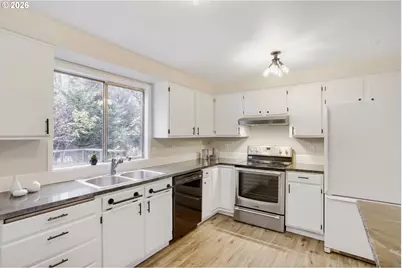 721 NE 132nd Ave, Vancouver, WA 98684 - Photo 9