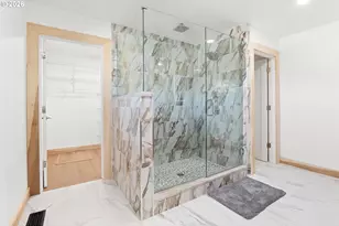 383 Ridgecrest Dr, Roseburg, OR 97471 - Photo 25