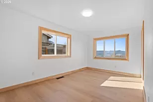 383 Ridgecrest Dr, Roseburg, OR 97471 - Photo 25