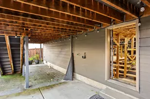 310 SW Mount Adams St, McMinnville, OR 97128 - Photo 37