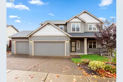 310 SW Mt Adams St, McMinnville, OR 97128 - Photo 1