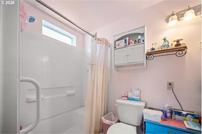 1311 N Hall St, La Grande, OR 97850 - Photo 17