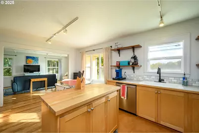 8030 NW Meadow Lake Rd, Carlton, OR 97111 - Photo 15