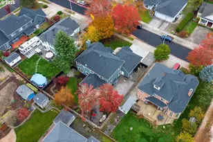 377 NE 49th Ave, Hillsboro, OR 97124 - Photo 43