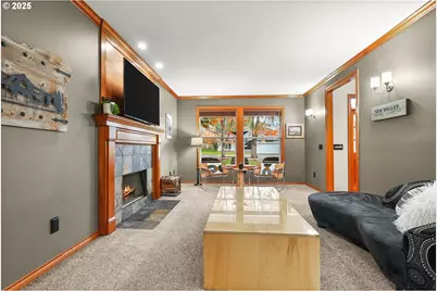 377 NE 49th Ave, Hillsboro, OR 97124 - Photo 13