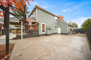 377 NE 49th Ave, Hillsboro, OR 97124 - Photo 39