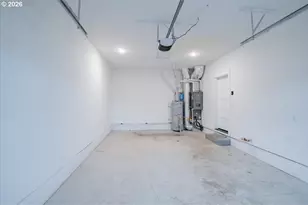 66 N 8th St, Lebanon, OR 97355 - Photo 23