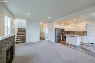 66 N 8th St, Lebanon, OR 97355 - Photo 3