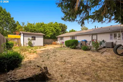602 N Dolash Ct, Newberg, OR 97132 - Photo 27