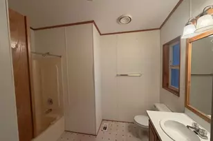 252 NW 20th St, Newport, OR 97365 - Photo 5