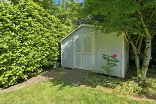 1595 NW 1st St, Gresham, OR 97030 - Photo 43