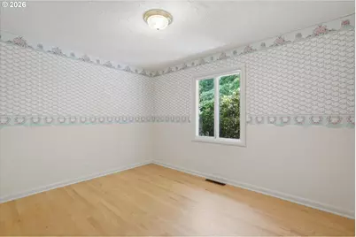 1595 NW 1st St, Gresham, OR 97030 - Photo 25