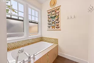 401 9th St, Lake Oswego, OR 97034 - Photo 29