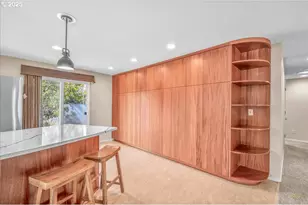 33765 Lake Front Dr, Warrenton, OR 97146 - Photo 15