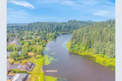 33765 Lake Front Dr, Warrenton, OR 97146 - Photo 5