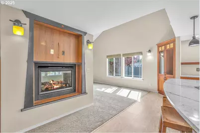 33765 Lake Front Dr, Warrenton, OR 97146 - Photo 23