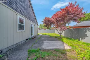 33765 Lake Front Dr, Warrenton, OR 97146 - Photo 37