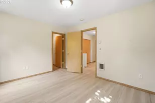 9307 N Haven Ave, Portland, OR 97203 - Photo 15