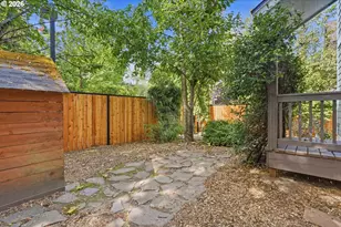 9307 N Haven Ave, Portland, OR 97203 - Photo 25