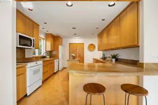 5395 NW 137th Ave, Portland, OR 97229 - Photo 11