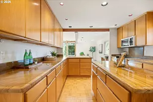 5395 NW 137th Ave, Portland, OR 97229 - Photo 9