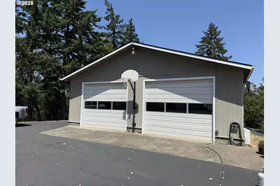4447 Melrose Rd, Roseburg, OR 97471 - Photo 11
