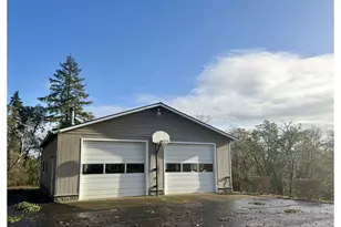 4447 Melrose Rd, Roseburg, OR 97471 - Photo 13