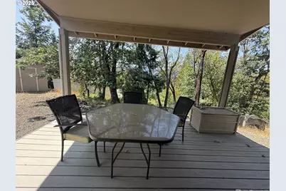 4447 Melrose Rd, Roseburg, OR 97471 - Photo 33