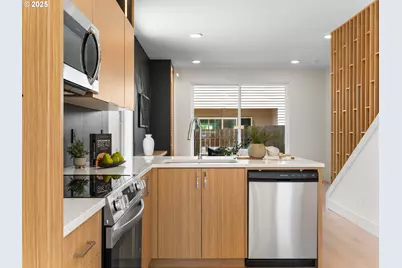 Ne Ainsworth St, Portland, OR 97211 - Photo 5