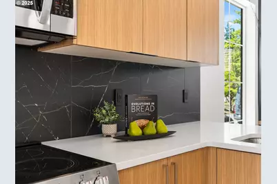 Ne Ainsworth St, Portland, OR 97211 - Photo 13