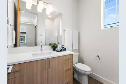 Ne Ainsworth St, Portland, OR 97211 - Photo 17