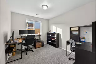 847 N Duniway Rd, Lafayette, OR 97127 - Photo 17