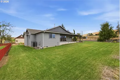 226 SE Heimrich St, Dufur, OR 97021 - Photo 31