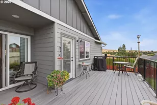 226 SE Heimrich St, Dufur, OR 97021 - Photo 37
