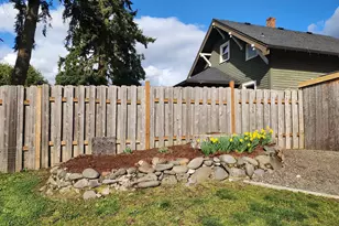 208 S Swiegle Ave, Molalla, OR 97038 - Photo 23