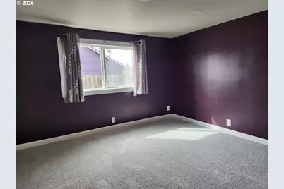 208 S Swiegle Ave, Molalla, OR 97038 - Photo 11