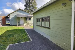 208 S Swiegle Ave, Molalla, OR 97038 - Photo 21