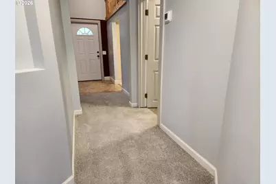 208 S Swiegle Ave, Molalla, OR 97038 - Photo 13