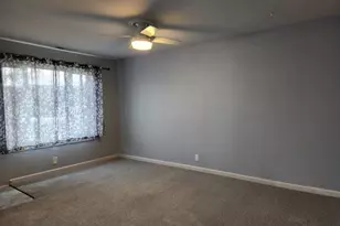 208 S Swiegle Ave, Molalla, OR 97038 - Photo 7