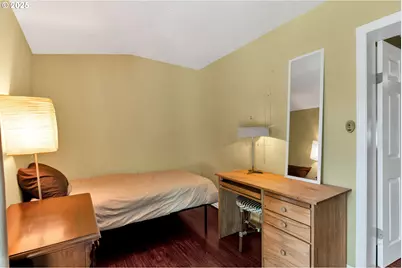 402 SE 75th Ave, Portland, OR 97215 - Photo 35