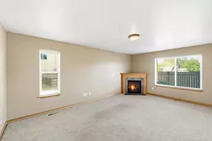 2528 N Crater Ln, Newberg, OR 97132 - Photo 11
