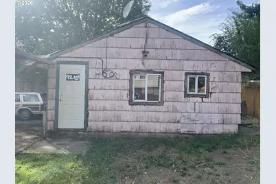 9241 NE Schuyler St, Portland, OR 97220 - Photo 29