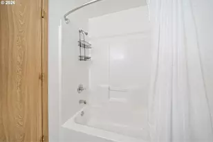121 SE 8th Ave, Hillsboro, OR 97123 - Photo 25