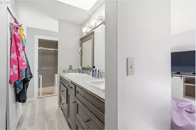 18052 SW Monte Verdi Blvd, Beaverton, OR 97007 - Photo 31