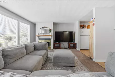 18052 SW Monte Verdi Blvd, Beaverton, OR 97007 - Photo 9